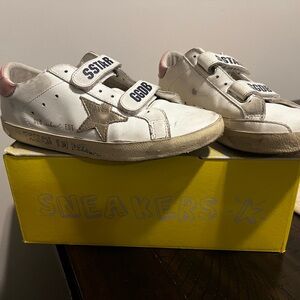 Golden Goose Sneakers